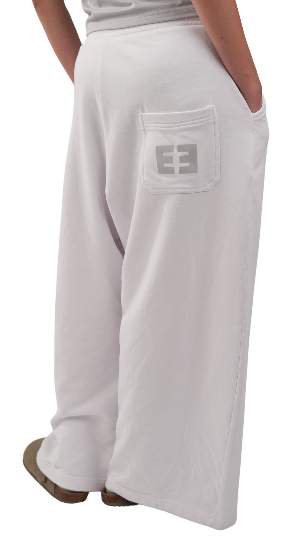 WHITE PANTS